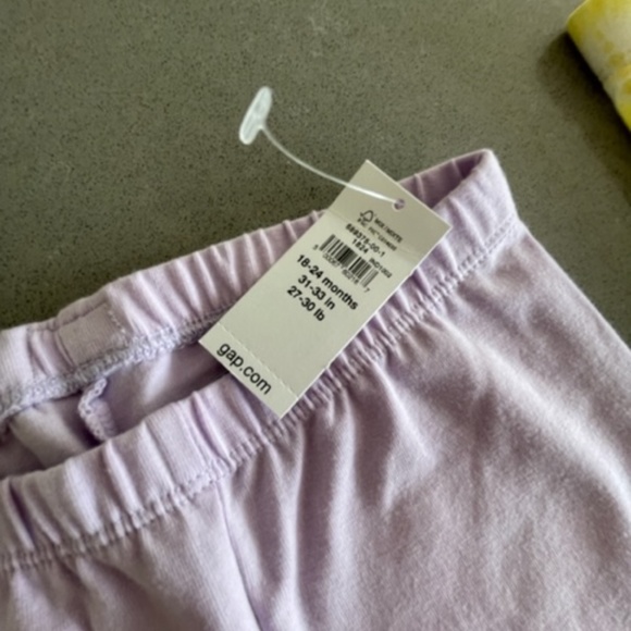 New! Set of 2 Baby Gap 18-24M Capri Cotton Leggings Toddler -NWT - Picture 2 of 3